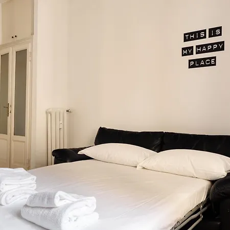 Joivy Cosy 1br Flat Near Montanelli Gardens ミラノ