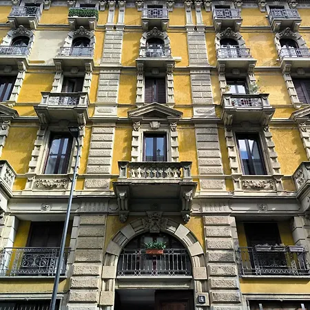 Daire Joivy Cosy 1br Flat Near Montanelli Gardens Milano